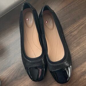 Clarks Black Patent Toe Women's Flats